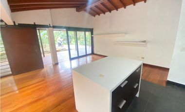 Casa en Arriendo Envigado sector loma de las brujas
