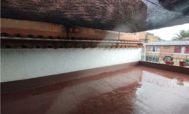 Casa Comercial en Arriendo Medellin Sector Velodromo