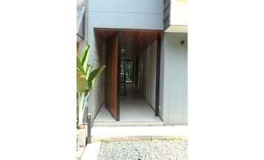 Casa en Arriendo Envigado Sector El Esmeraldal