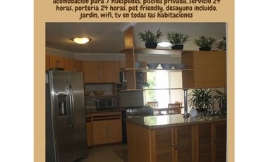 Casa Campestre Amoblada en Arriendo Envigado Sector Loma del Chocho