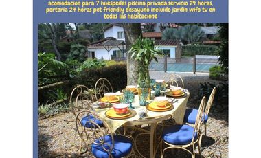 Casa Campestre Amoblada en Arriendo Envigado Sector Loma del Chocho