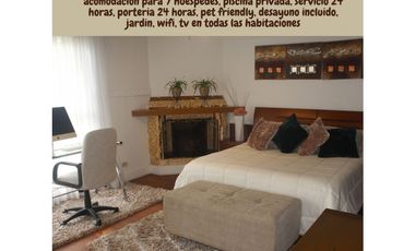 Casa Campestre Amoblada en Arriendo Envigado Sector Loma del Chocho
