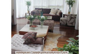 Casa Campestre Amoblada en Arriendo Envigado Sector Loma del Chocho