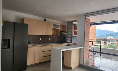 Apartamento en Arriendo Envigado Sector El Esmeraldal