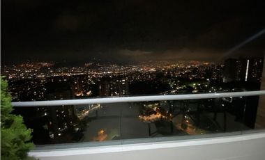 Apartamento en Arriendo en Envigado Sector Loma de las Brujas