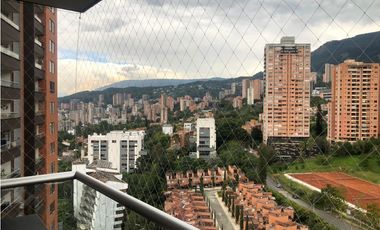 Apartamento Amoblado en Arriendo Medellin sector Los Balsos