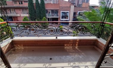 Casa en Arriendo Sabaneta Sector Loma San José