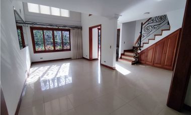 Casa en Arriendo Sabaneta Sector Loma San José