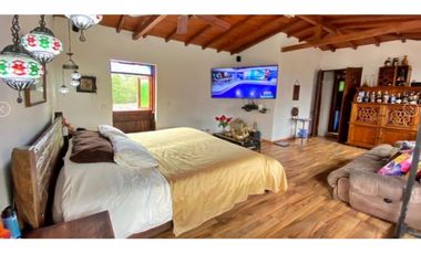 Casa en Arriendo Envigado sector Loma del Esmeraldal