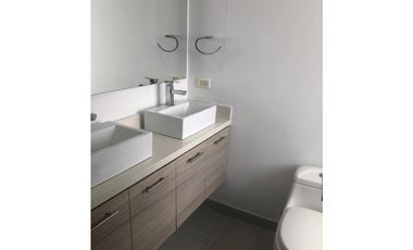 Apartamento en Arriendo Medellín sector Castropol
