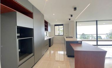 Casa en Arriendo Envigado sector Loma del Atravesado