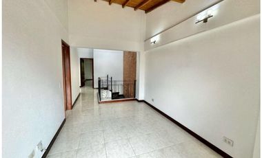 Casa Dúplex en Arriendo Envigado San Lucas