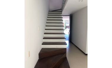 Casa en Arriendo Envigado Sector Avigñon