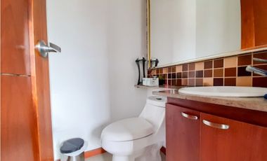 Casa Duplex en Arriendo Envigado Sector Loma los Benedictinos