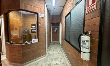 Vendo Edificio para institucion,hotel, oficinas