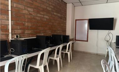 Vendo Edificio para institucion,hotel, oficinas