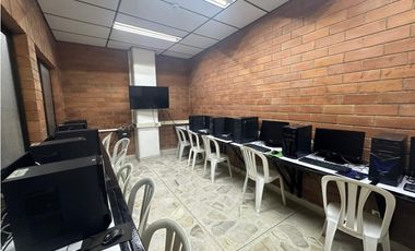 Vendo Edificio para institucion,hotel, oficinas