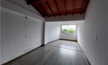 Casa en Arriendo en Envigado Sector Colina Campestre