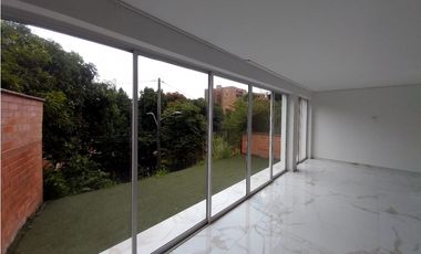 Casa en Arriendo en Envigado Sector Colina Campestre