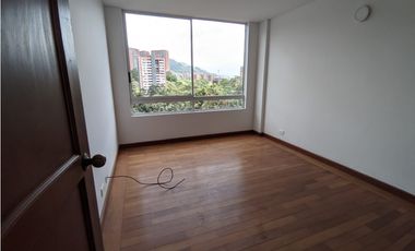 Casa en Arriendo en Envigado Sector Bosque el Chuscal