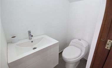 Casa en Arriendo en Envigado Sector Bosque el Chuscal