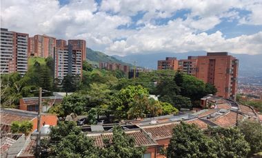 Casa en Arriendo en Envigado Sector Bosque el Chuscal