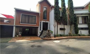 Casa en Arriendo Medellín Sector El Tesoro