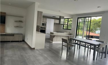 Casa en Arriendo Envigado Sector KM4