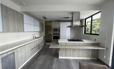 Casa en Arriendo Envigado Sector KM4