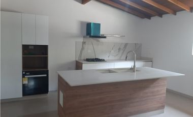 Casa en Arriendo en Envigado Sector La Mina