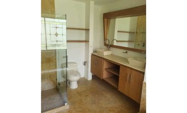 Casa Dúplex en Arriendo Envigado Sector Quebrada Clara