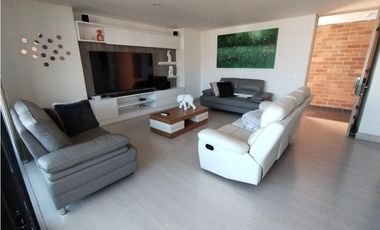 Apartamento en Arriendo Envigado Sector El Esmeralda