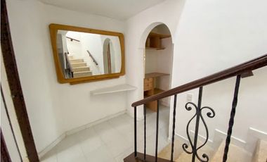 Casa Dúplex en arriendo Envigado Sector Dorado