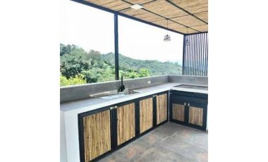 Venta de casa campestre de 1108 M2 en 890 mill en La Mesa Cund