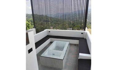 Venta de casa campestre de 1108 M2 en 890 mill en La Mesa Cund