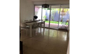 SE VENDE AMPLIA CASA EN SAN ANTONIO