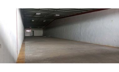 SE ALQUILA BODEGA EN CENTRO LOGISTICO