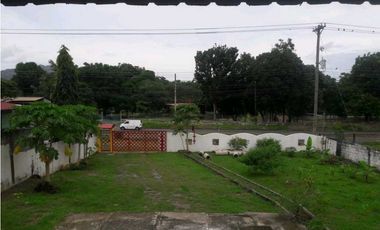 VENTA DE CASA EN CHAME, FRENTE A LA PANAMERICANA, IDEAL PARA NEGOCIO