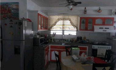 VENTA DE CASA EN CHAME, FRENTE A LA PANAMERICANA, IDEAL PARA NEGOCIO