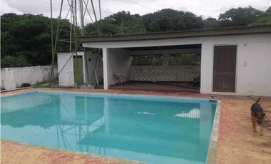 VENTA DE CASA EN CHAME, FRENTE A LA PANAMERICANA, IDEAL PARA NEGOCIO