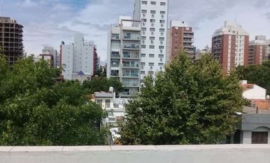 Casa con Departamento en venta en Quilmes Este