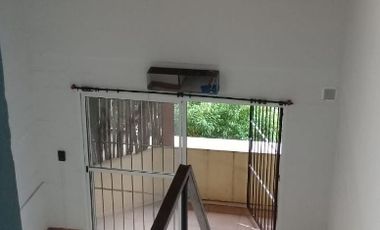 Casa con Departamento en venta en Quilmes Este