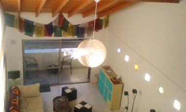 Casa con Departamento en venta en Quilmes Este
