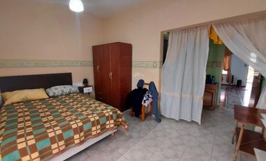 VENTA CASA CON LOCAL MERLO LIBERTAD