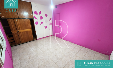#AlquilerRUKAN | Casa 2 Habitaciones | Calle PEDRO CEREZO | Cañadón Seco.-