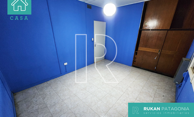 #AlquilerRUKAN | Casa 2 Habitaciones | Calle PEDRO CEREZO | Cañadón Seco.-