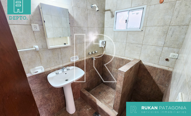 #AlquilerRUKAN | Dpto. 1 Habitación | Av. INDEPENDENCIA | Barrio: CENTRO | Caleta Olivia.-