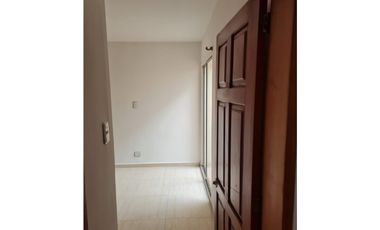 Casa Independiente en Arriendo Medellín Sector Laureles