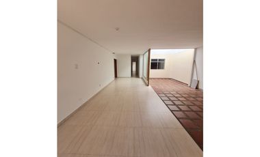 Casa Independiente en Arriendo Medellín Sector Laureles