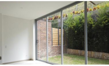 Casa en Arriendo Envigado Sector Loma del Atravesado